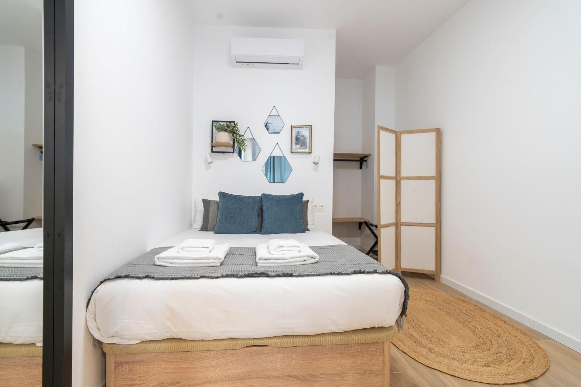 Vlc Host - Ausias March Apartment Valencia Exterior photo