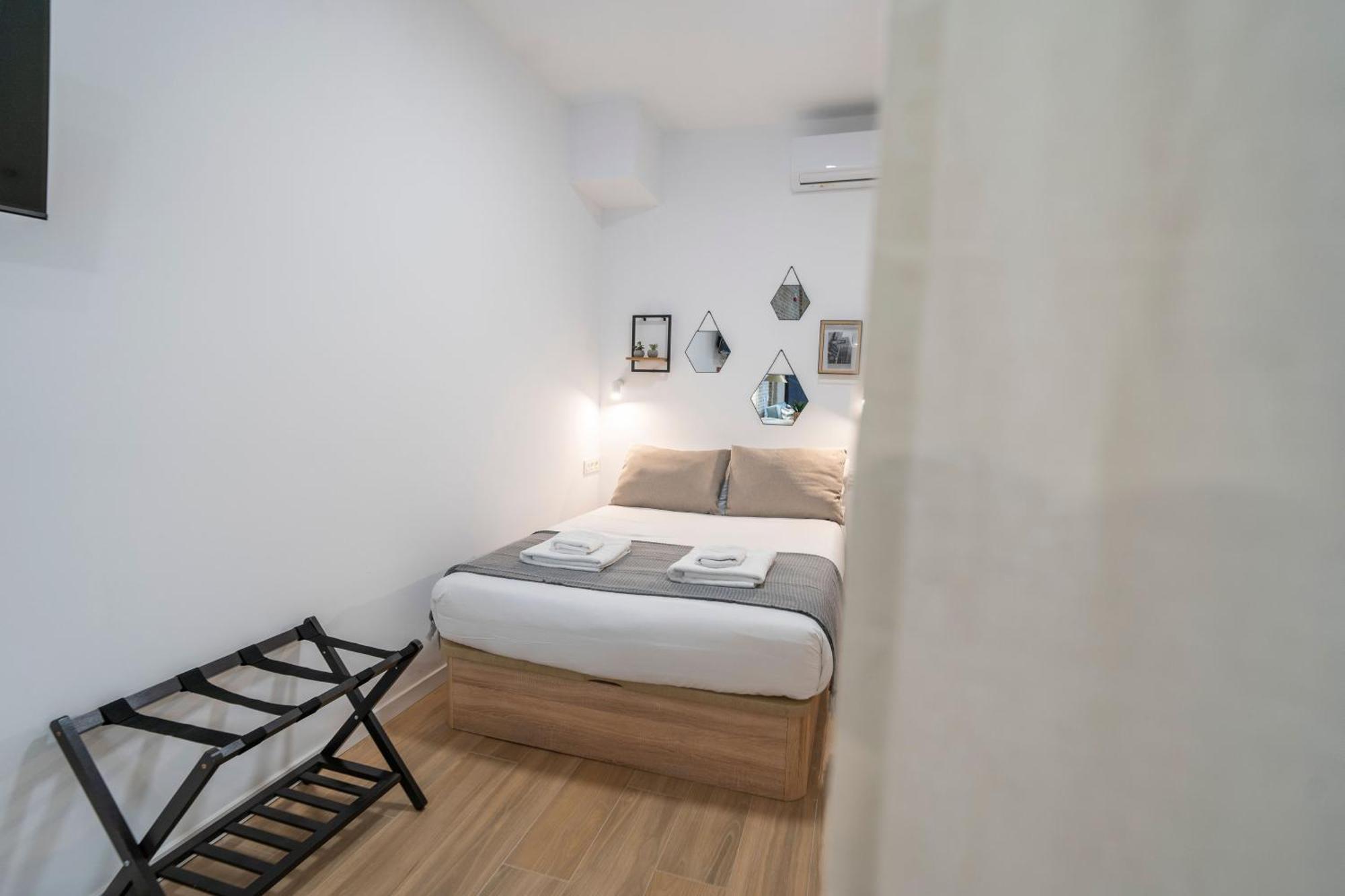 Vlc Host - Ausias March Apartment Valencia Exterior photo